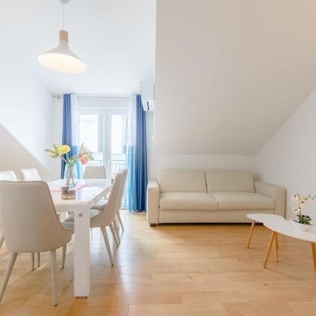 Apartmani Krilo โปดสตรานา ภายนอก รูปภาพ