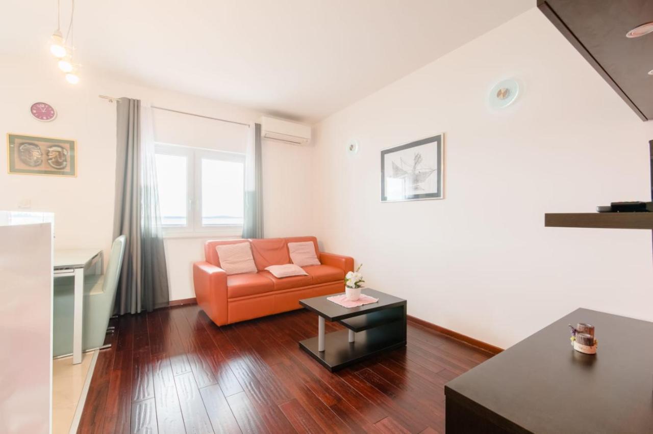 Apartmani Krilo โปดสตรานา ภายนอก รูปภาพ